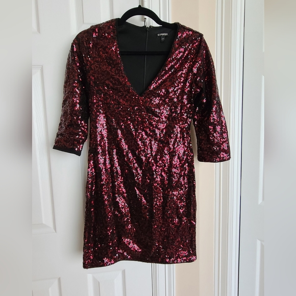 Express long sleeve sequin dress - Picture 2 of 4
